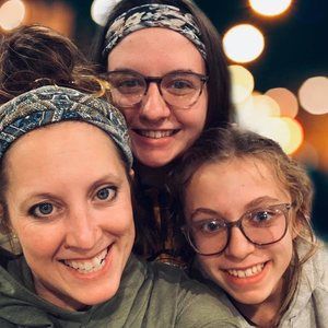 Meet your Posher, Angela